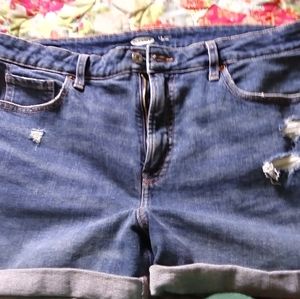 Women's Size 14 Old Navy & Levi Strauss Shorts
